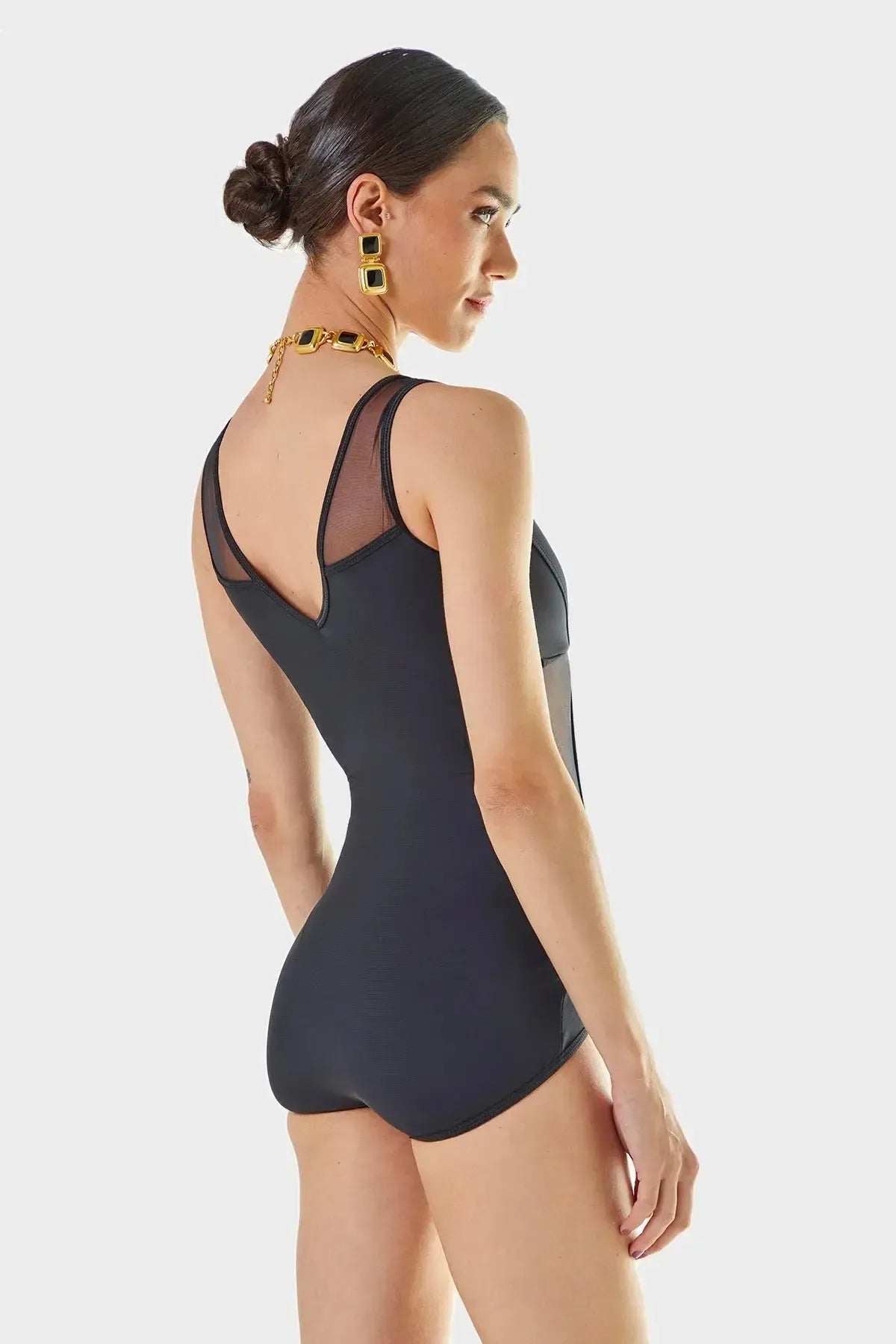 Body Beatrice Preto